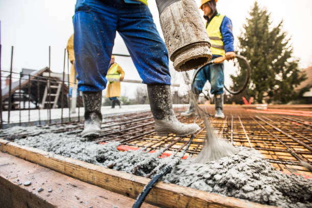 Best Concrete Pool Decks in Freeburg, IL